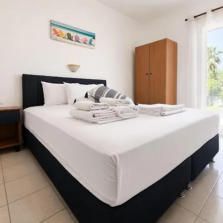 H Stella & Aparthotel 3*